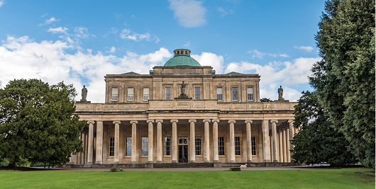 Cheltenham Festival Luxury Chauffeur